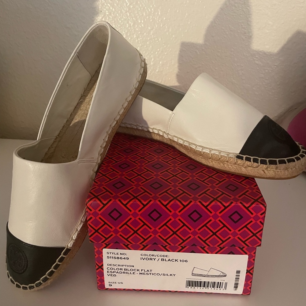 Brand New Tory Burch flats